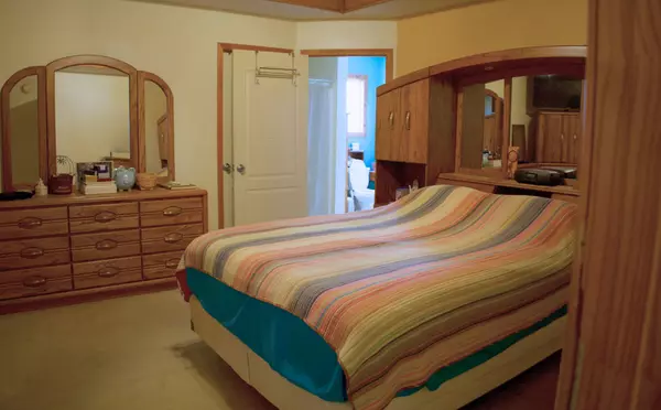 Adairville, KY 42202,90 Dot Rd