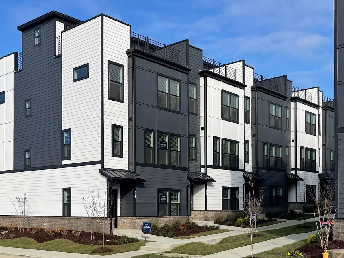 Nashville, TN 37207,221 Harmony Aly