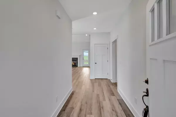 Greenbrier, TN 37073,1038 Camden Trl