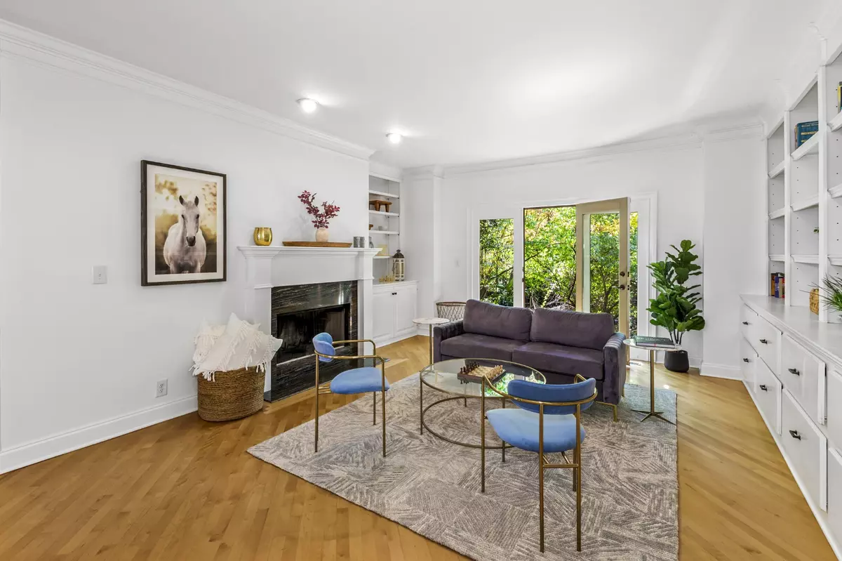 Nashville, TN 37205,228 Westchase Dr