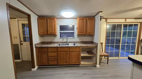 Crofton, KY 42217,167 Dripping Springs St