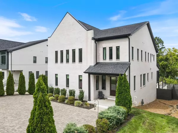 1510 Tyne Blvd, Nashville, TN 37215