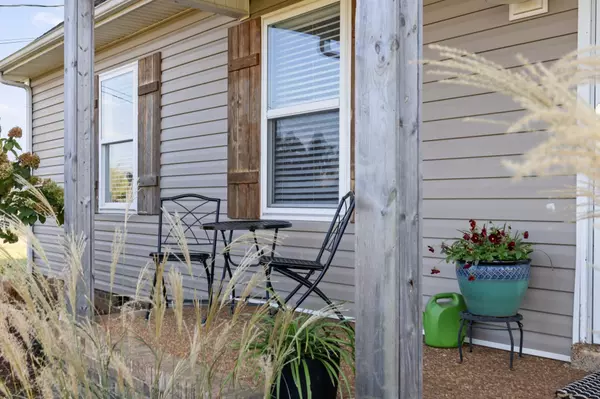 Chapel Hill, TN 37034,1883 Sawgrass Ln