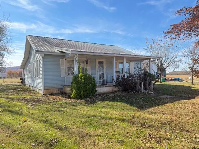 50 Keith Cove Rd, Cowan, TN 37318