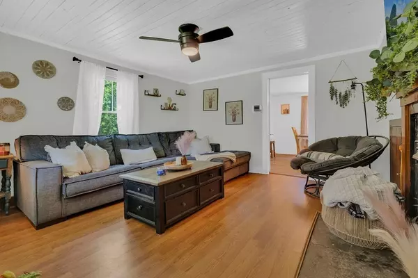 Walling, TN 38587,13593 Old Kentucky Rd