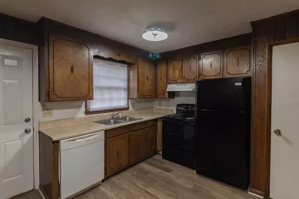 Murfreesboro, TN 37130,814 Riviera Dr