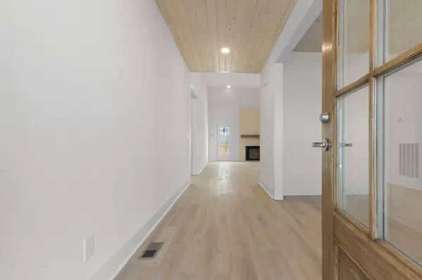 Clarksville, TN 37040,4954 Royal View Way