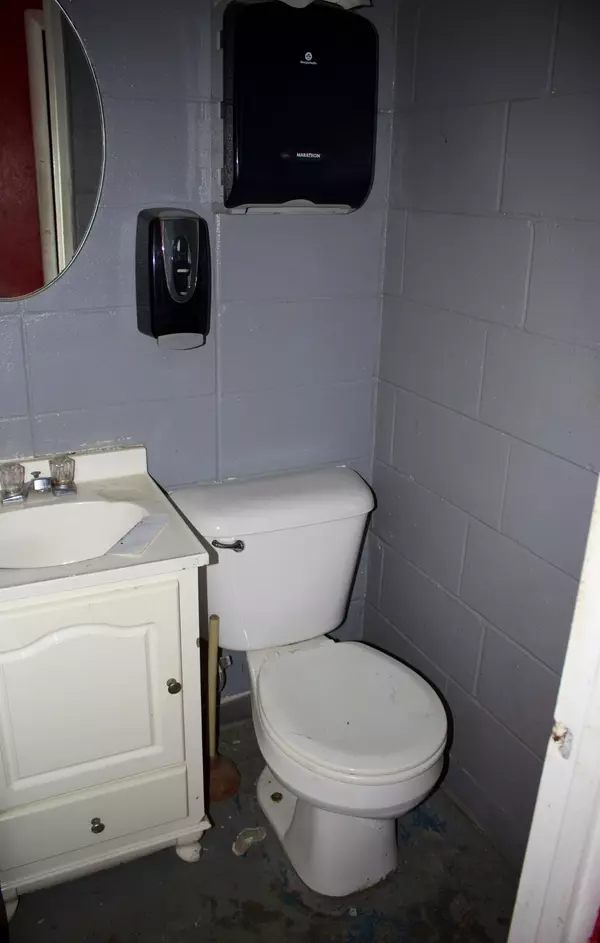 Manchester, TN 37355,518 Hillsboro Blvd