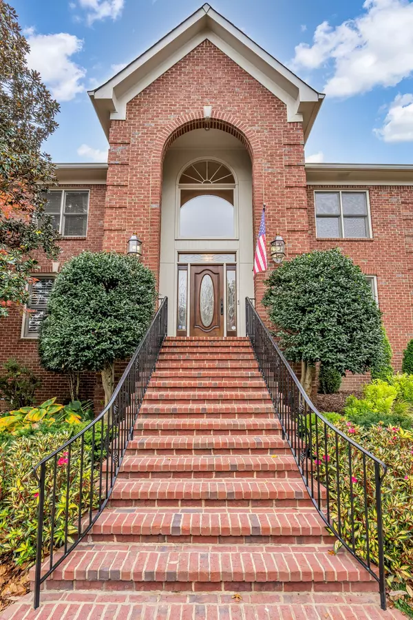 Nashville, TN 37215,113 Abbeywood Dr