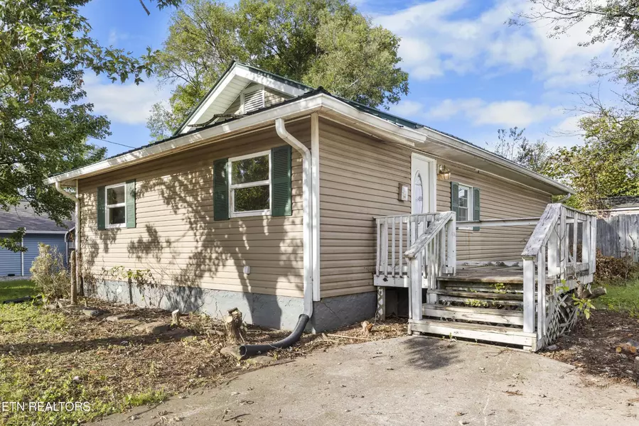 412 Rule St, Maryville, TN 37804