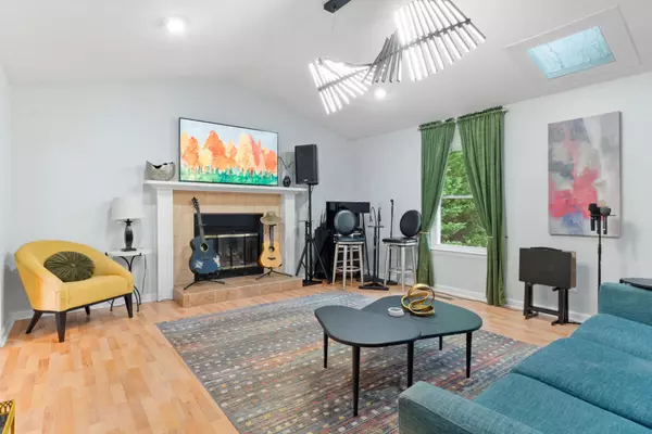 Chattanooga, TN 37421,8715 Quail Run Drive