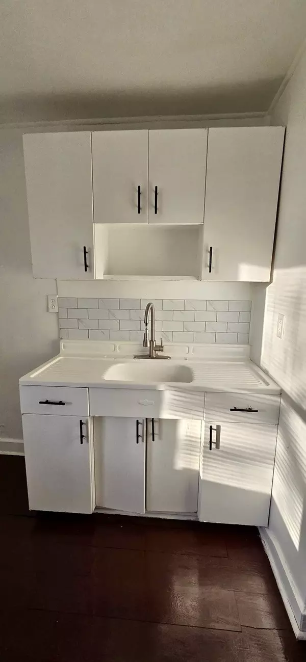 Old Hickory, TN 37138,1406 Berry St