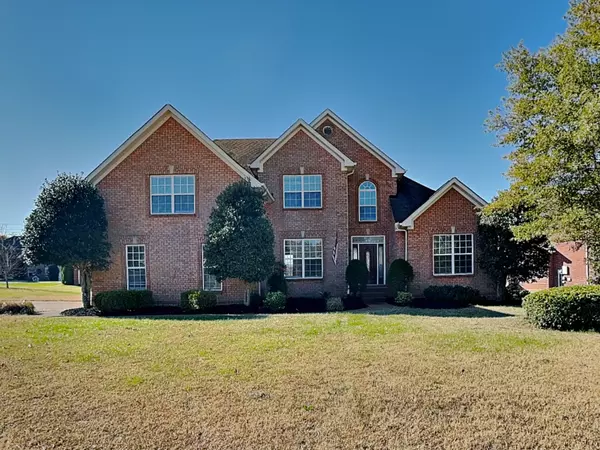 100 Havenwood Ct, Hendersonville, TN 37075
