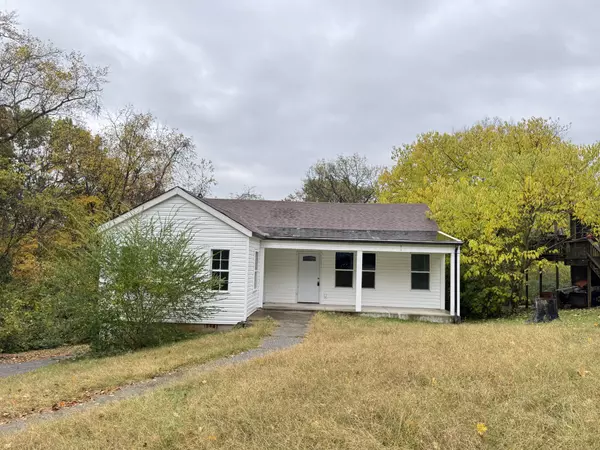 Clarksville, TN 37040,173 Inglewood Dr