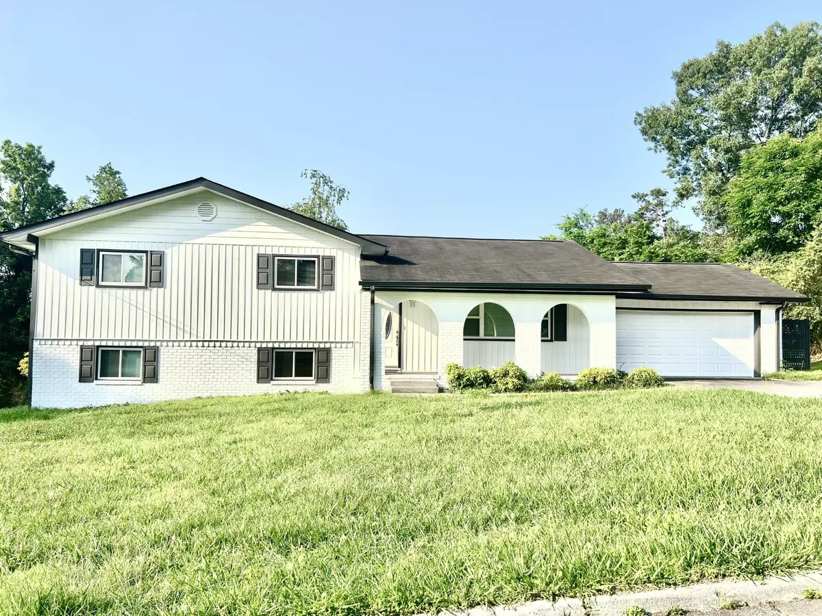 Hixson, TN 37343,450 Shannon Drive