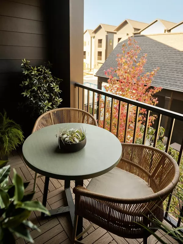 Nashville, TN 37210,510 Interstate Blvd #S #137A