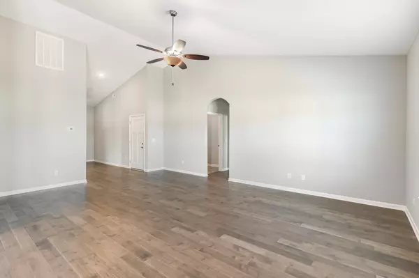 Burns, TN 37029,303 Wyburn Pl