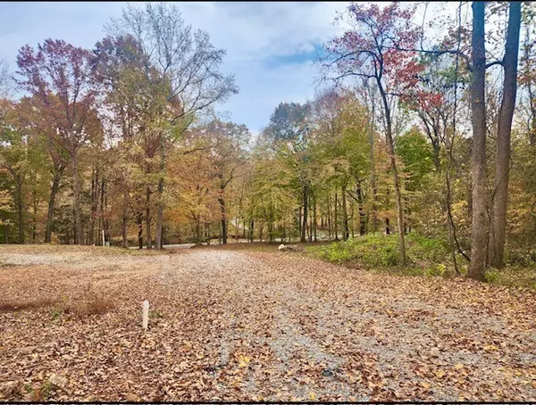 Chapmansboro, TN 37035,3048 Sweethome Rd