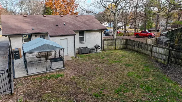 Hendersonville, TN 37075,105 Oakwood Ct