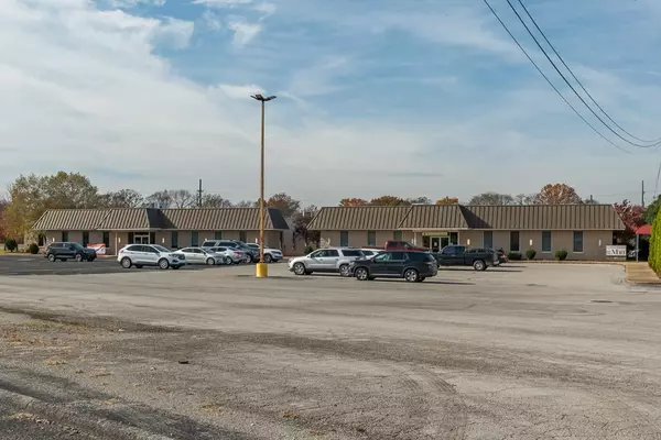 Hopkinsville, KY 42240,4011 Fort Campbell Blvd