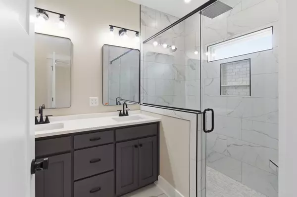 Mcminnville, TN 37110,70 Castle St