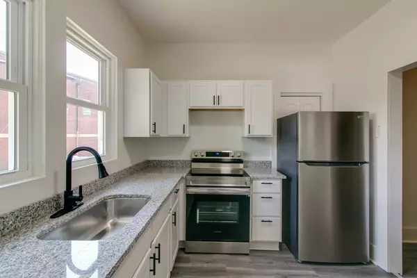 Clarksville, TN 37040,143 Emory St #C