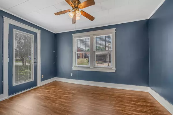 White Bluff, TN 37187,4411 Hwy 70 #E