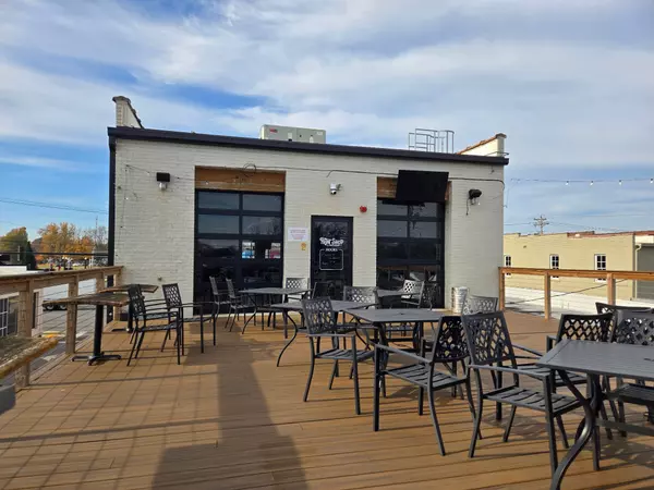 Smyrna, TN 37167,1 N Lowry St