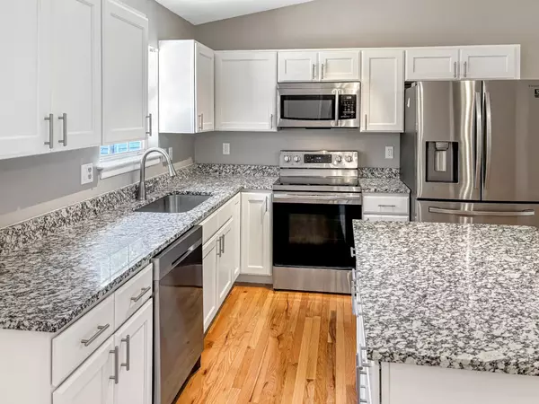 Chattanooga, TN 37416,7712 Holiday Hills Circle