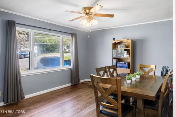 Oak Ridge, TN 37830,657 Robertsville Rd