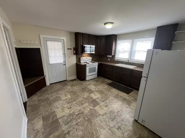 Pulaski, TN 38478,118 N Ingram St