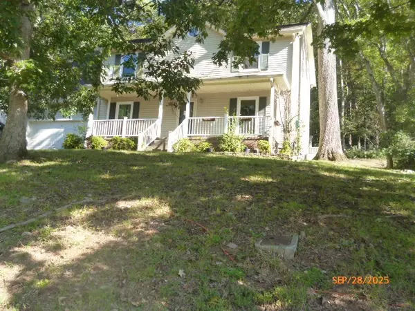 110 McKinley Dr, Columbia, TN 38401