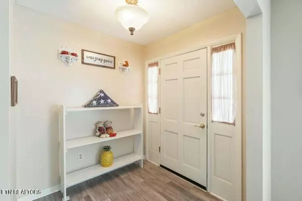 111 McNew Drive, Harriman, TN 37748