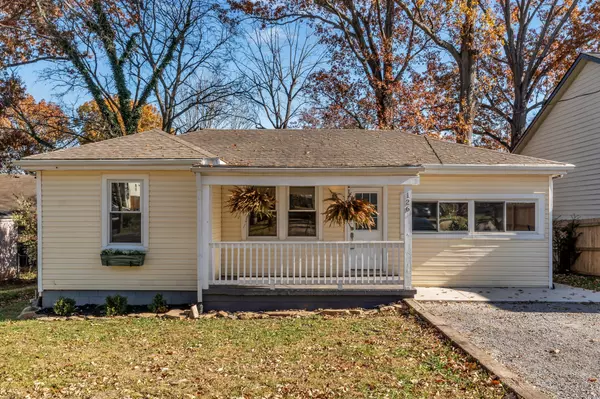 126 Eagan Cir, Madison, TN 37115