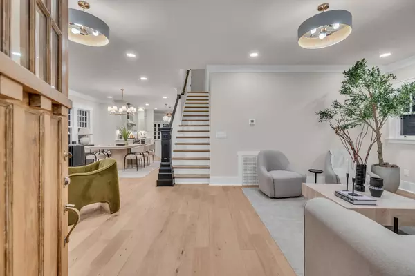 Nashville, TN 37206,1708 Holly St