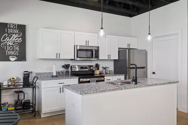 Nashville, TN 37217,295 Plus Park Blvd #114