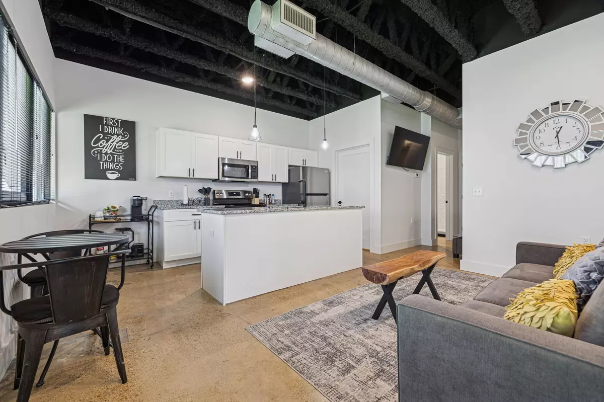 Nashville, TN 37217,295 Plus Park Blvd #114