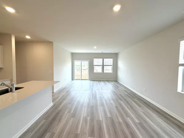 Clarksville, TN 37043,919 Moray Ln