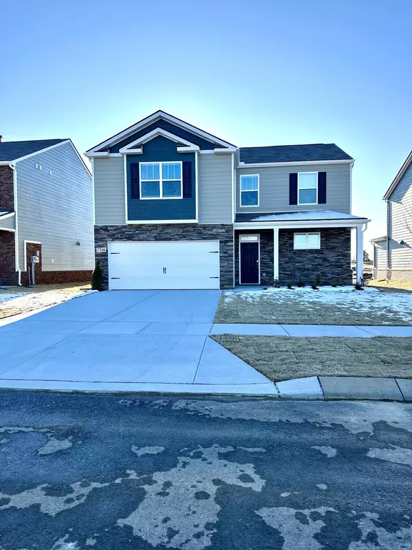 7356 Golden Way, White House, TN 37188