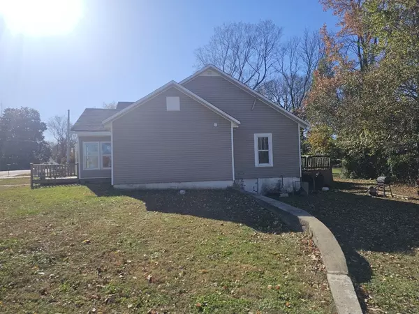 Clarksville, TN 37040,738 Gracey Ave