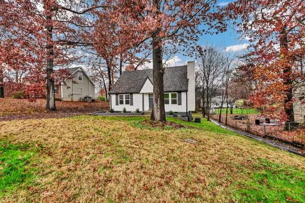 Clarksville, TN 37042,609 Bay Ln