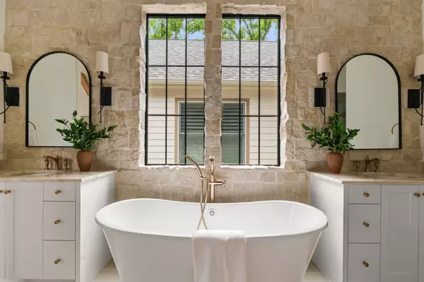 Nashville, TN 37206,705 S 12th St