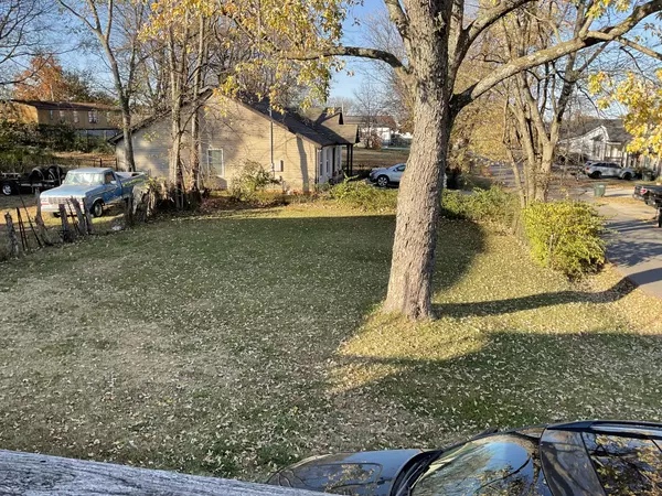 Springfield, TN 37172,811 17th Ave #E