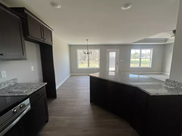 Portland, TN 37148,143 N Harris Ln