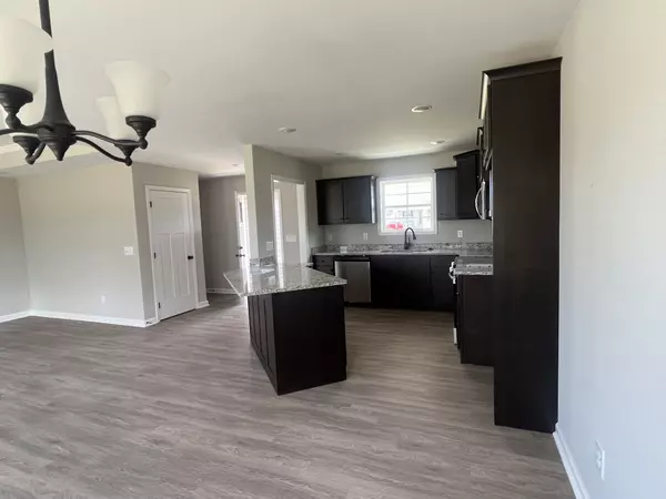 Portland, TN 37148,143 N Harris Ln