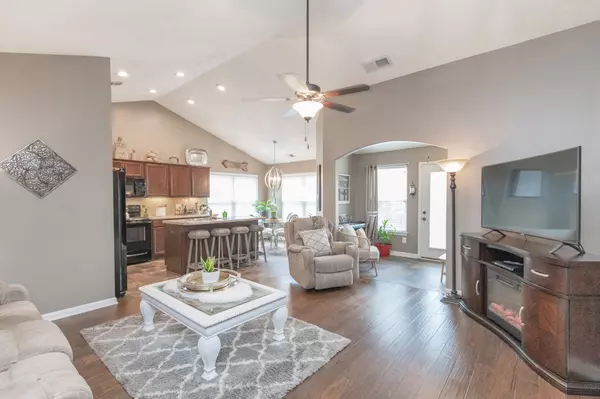 Gallatin, TN 37066,395 Devon Chase Hl #6001