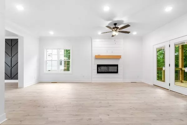 Clarksville, TN 37043,7 East Old Ashland City Rd