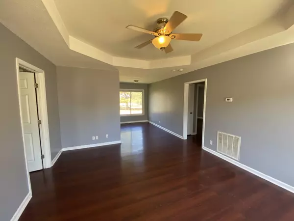 Clarksville, TN 37042,582 Anita Dr