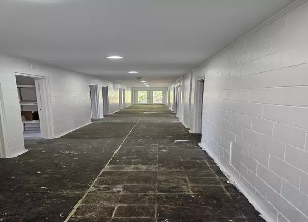 Shelbyville, TN 37160,2320 US 41A South