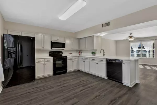 308 Arapaho Dr, Murfreesboro, TN 37128